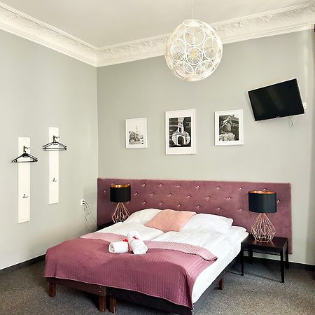 Expolis Residence - City Center Mtp Targi - 24H #Betterthanyourex Poznań Exteriör bild