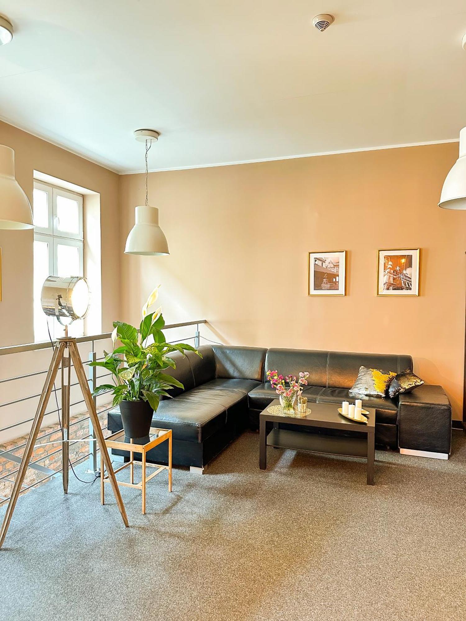 Expolis Residence - City Center Mtp Targi - 24H #Betterthanyourex Poznań Exteriör bild