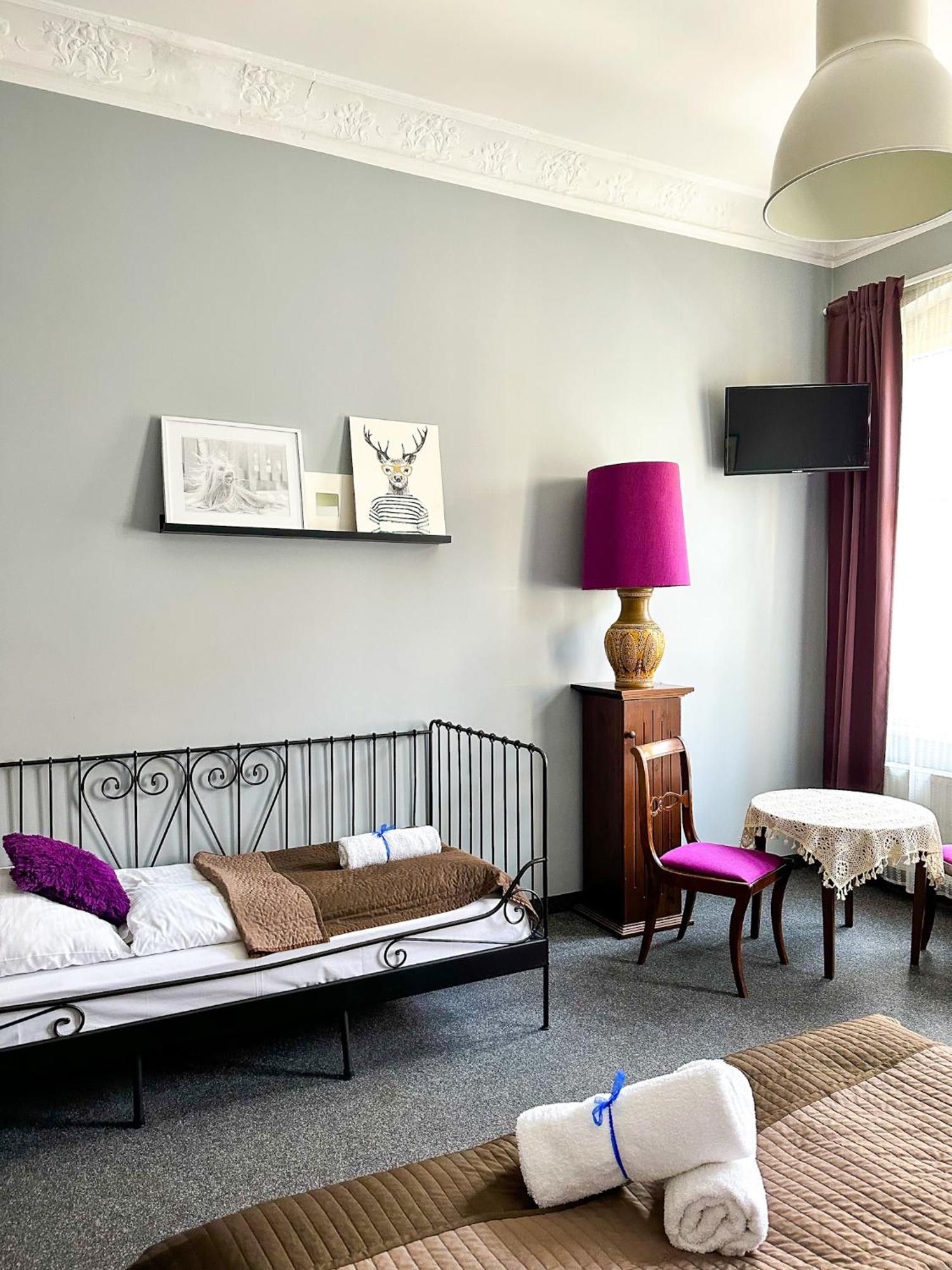 Expolis Residence - City Center Mtp Targi - 24H #Betterthanyourex Poznań Exteriör bild