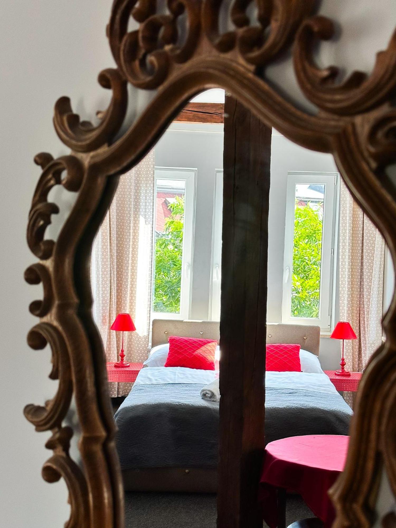 Expolis Residence - City Center Mtp Targi - 24H #Betterthanyourex Poznań Exteriör bild