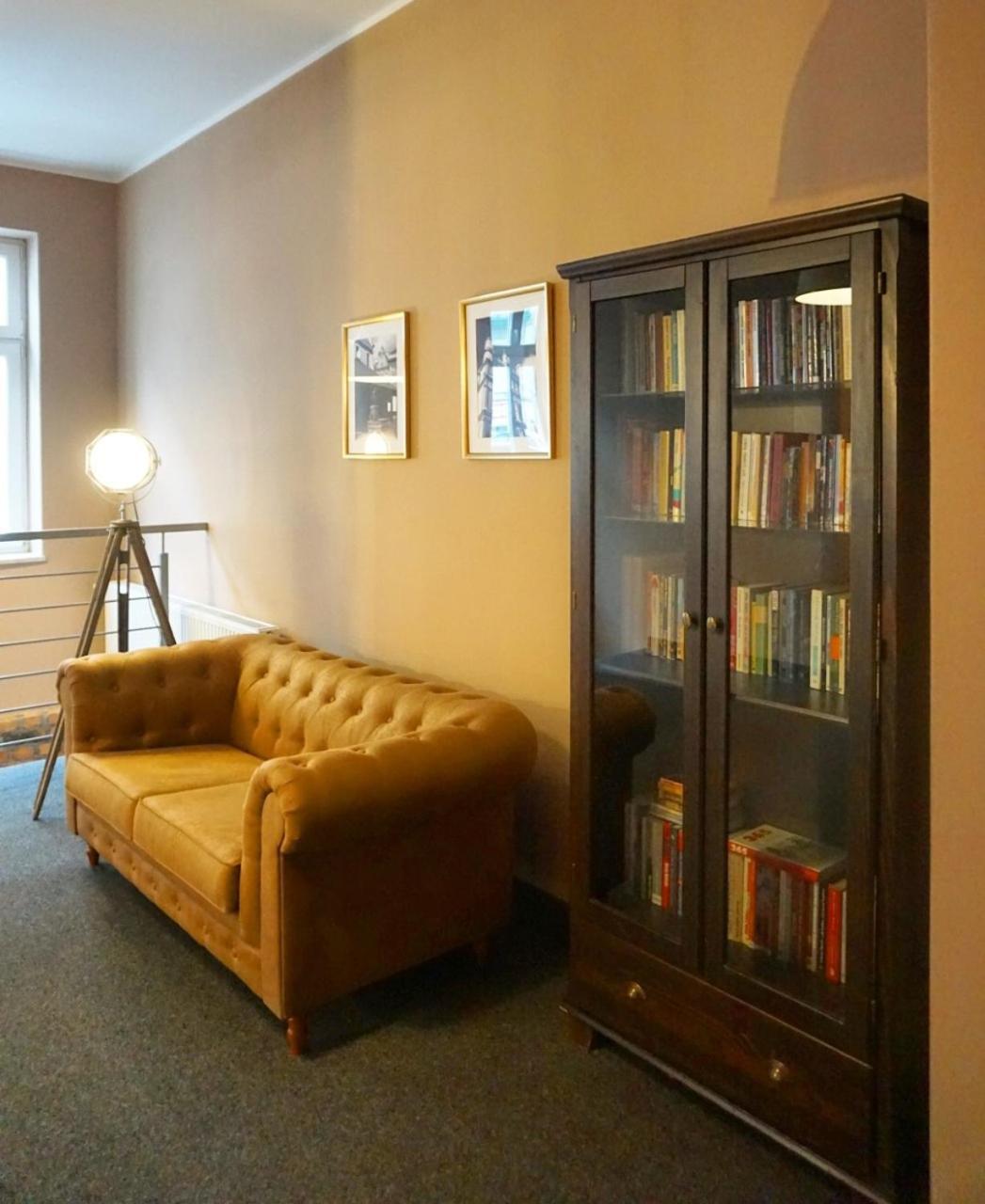Expolis Residence - City Center Mtp Targi - 24H #Betterthanyourex Poznań Exteriör bild