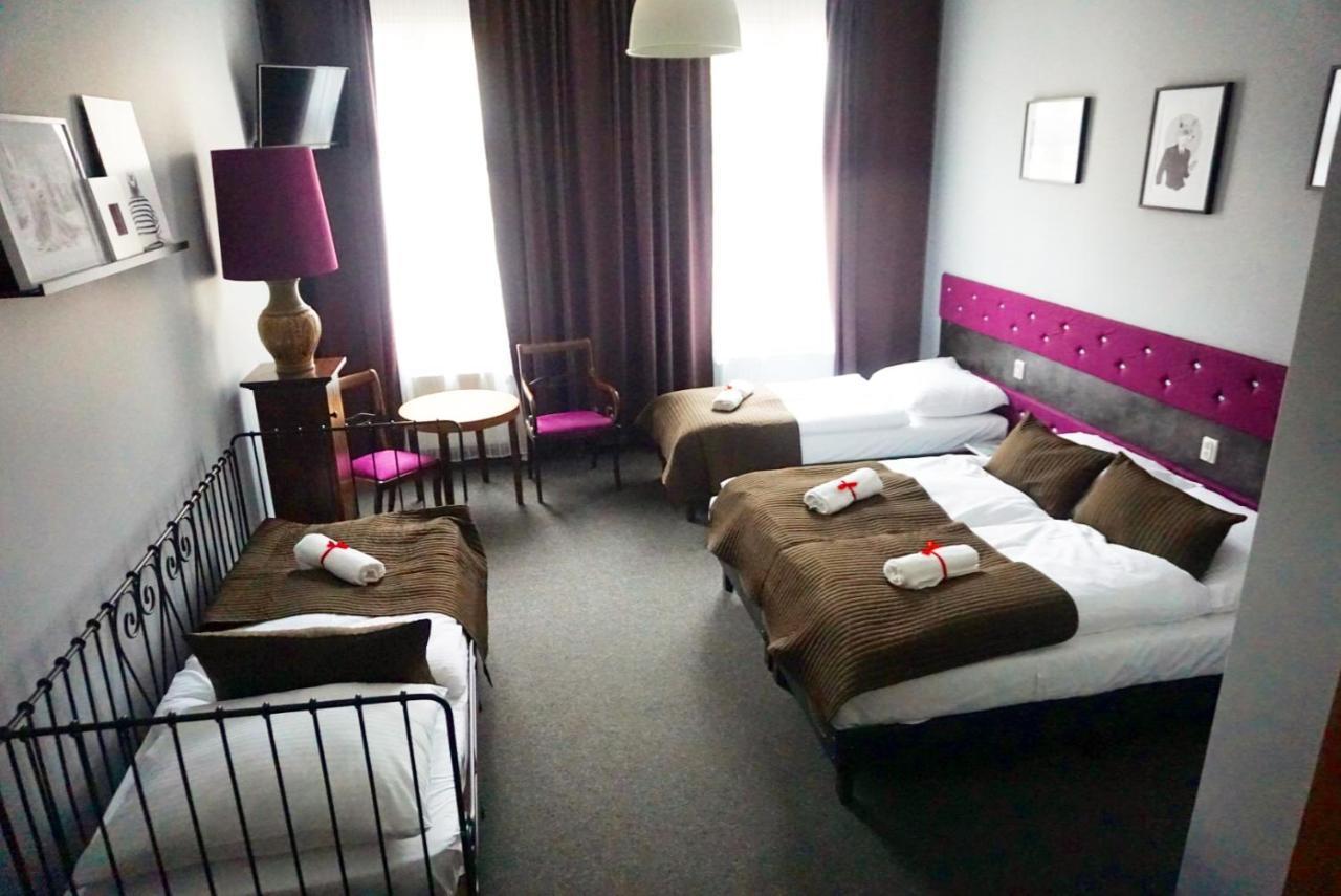 Expolis Residence - City Center Mtp Targi - 24H #Betterthanyourex Poznań Exteriör bild